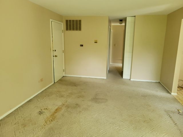 777 Garfield Avenue #A, Libertyville, IL 60048