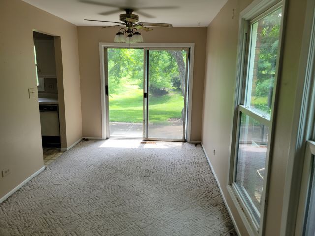 777 Garfield Avenue #A, Libertyville, IL 60048