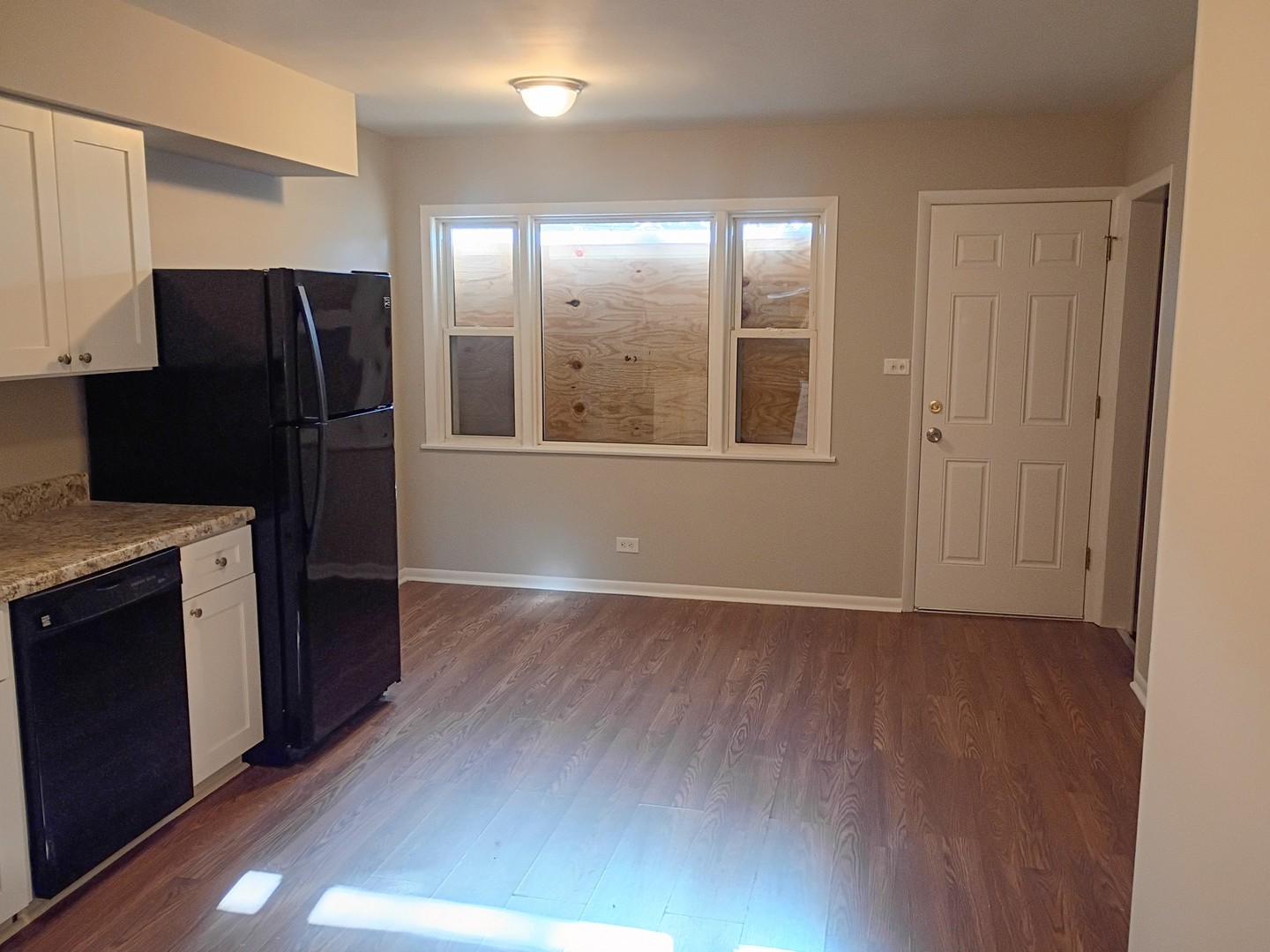 4245 W 78th Street, Chicago, IL 60652