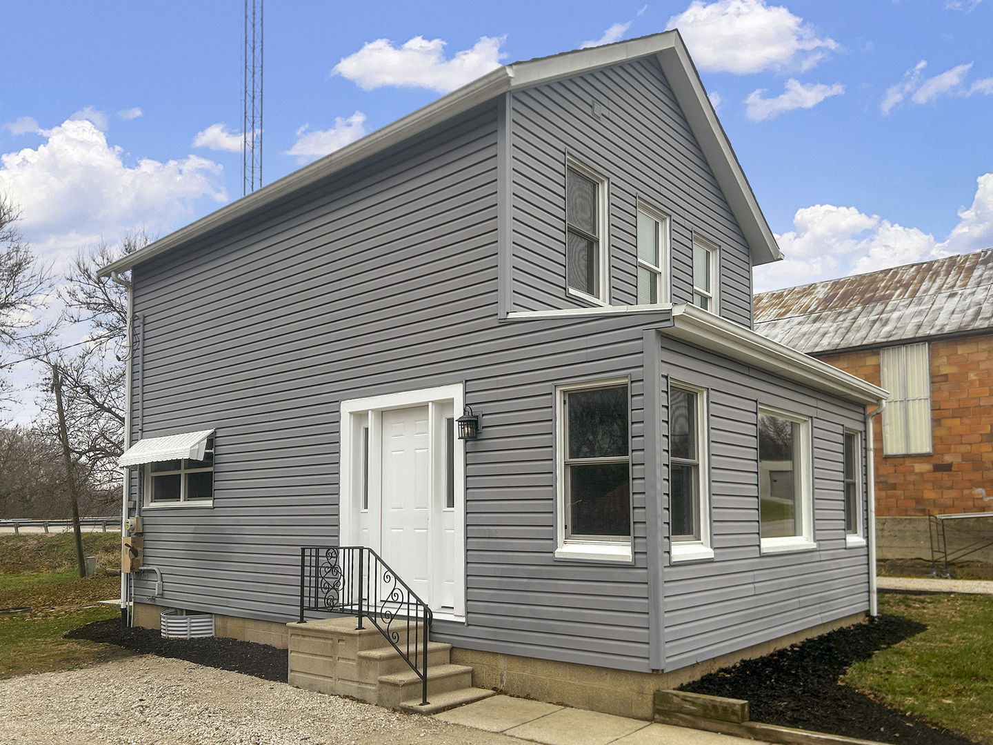 3649 E 2631st Road, Sheridan, IL 60551