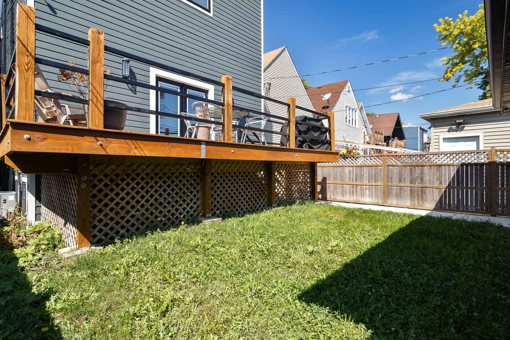 943 N Central Park Avenue, Chicago, IL 60651