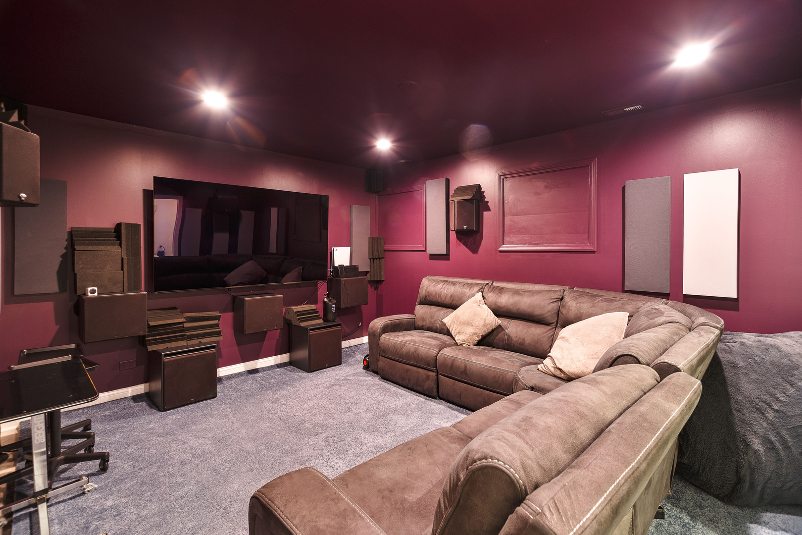 943 N Central Park Avenue, Chicago, IL 60651