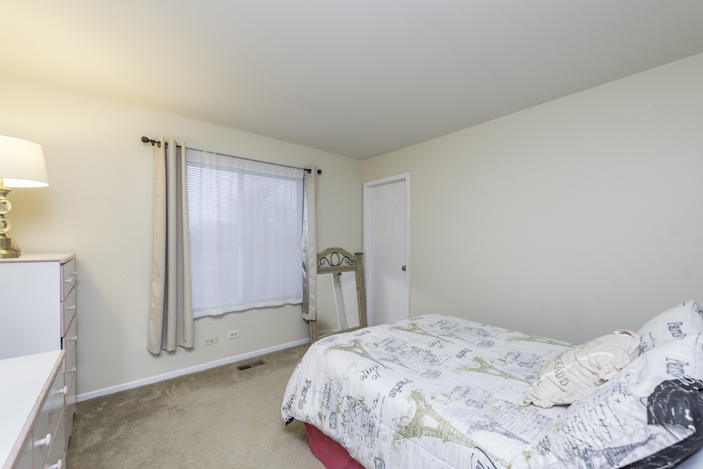 13124 Bucksburn Lane, Beach Park, IL 60083