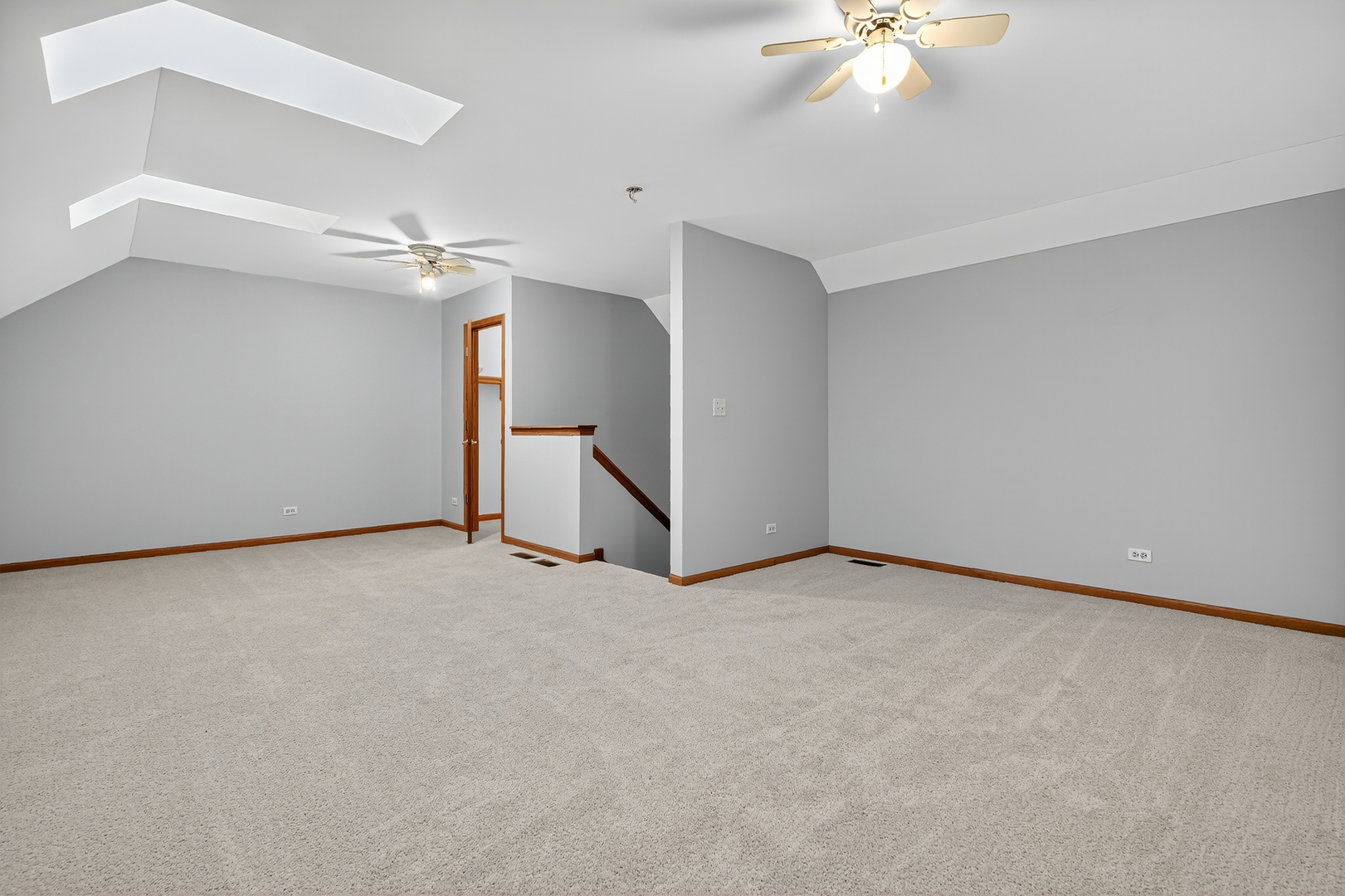 7912 W 105th Street, Palos Hills, IL 60465