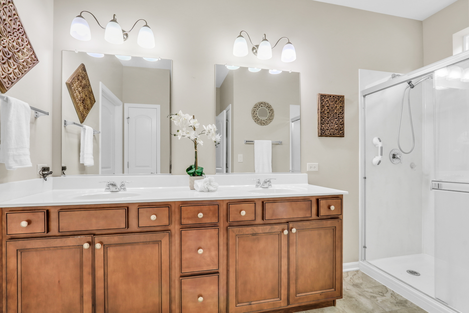 6296 Doral Drive, Gurnee, IL 60031