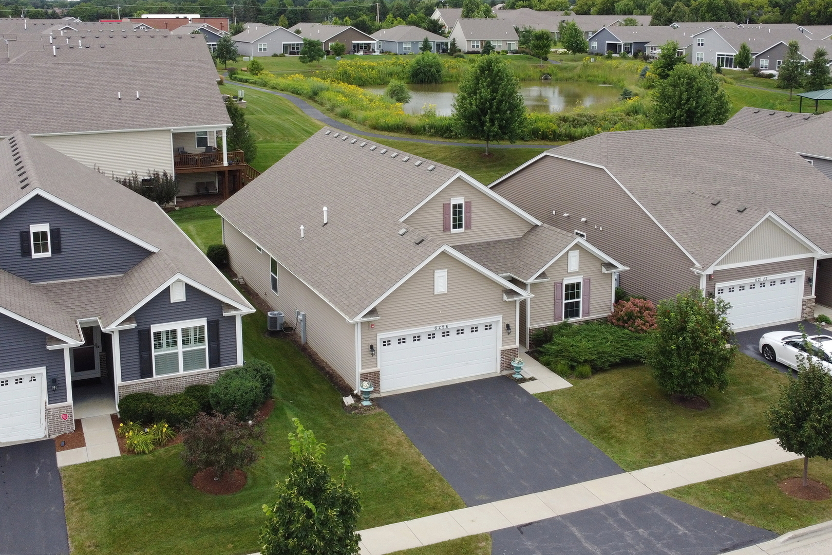 6296 Doral Drive, Gurnee, IL 60031