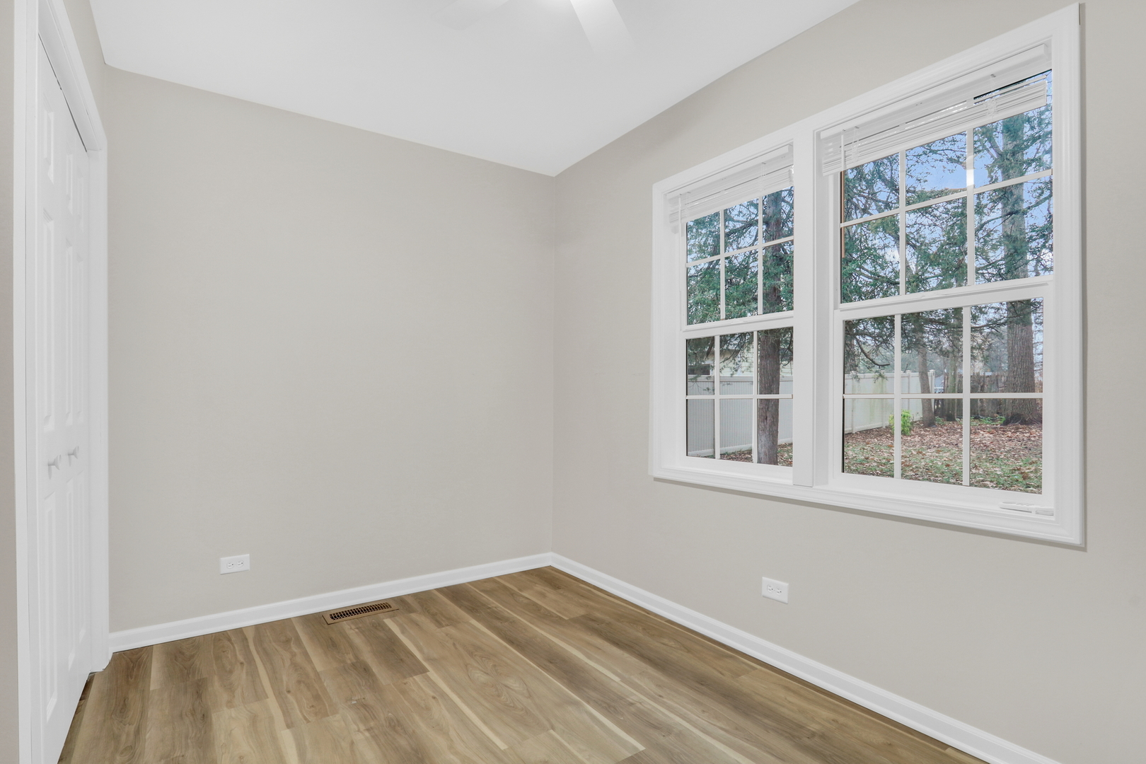 24791 W Rollins Road, Round Lake, IL 60073