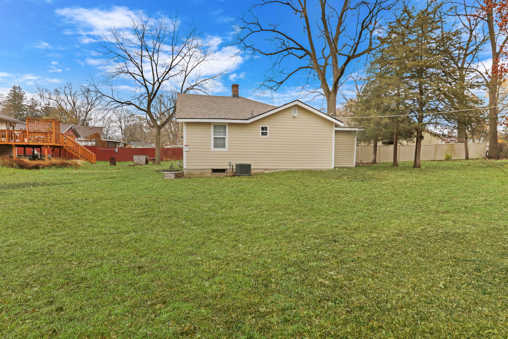 24791 W Rollins Road, Round Lake, IL 60073