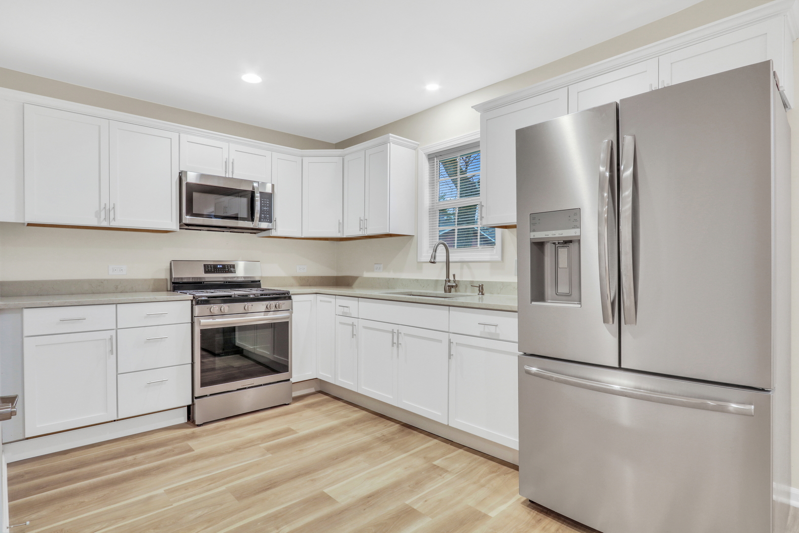 24791 W Rollins Road, Round Lake, IL 60073