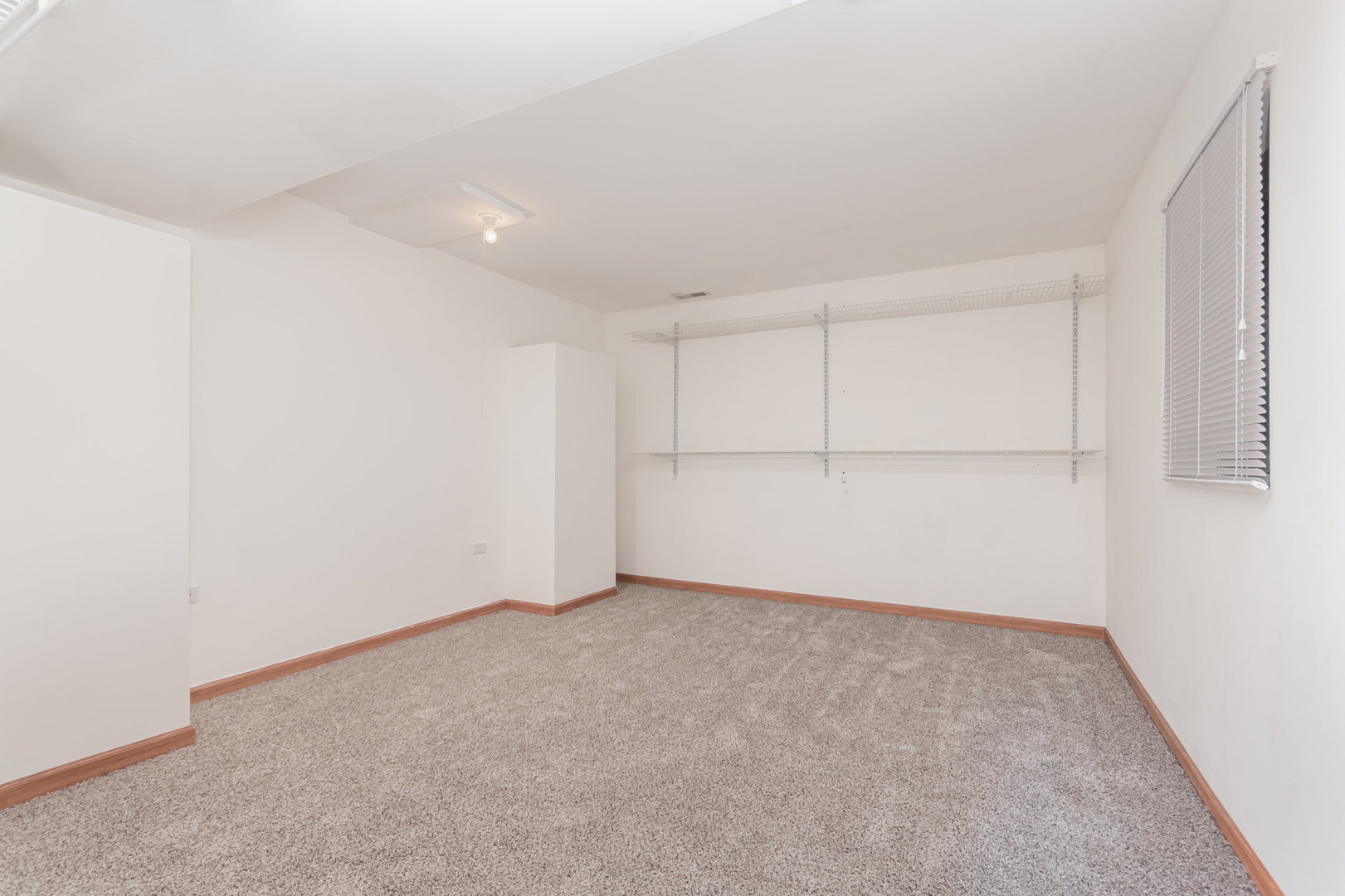 2377 Rock Canyon, New Lenox, IL 60451