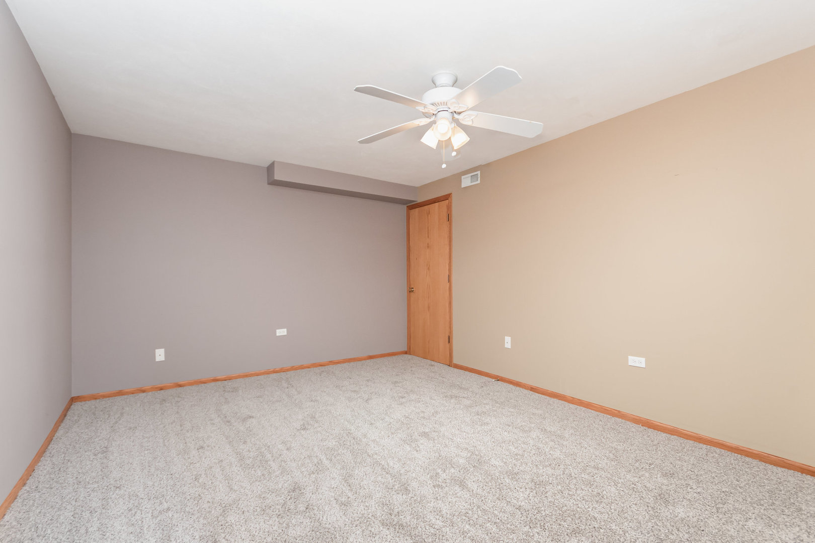 2377 Rock Canyon, New Lenox, IL 60451