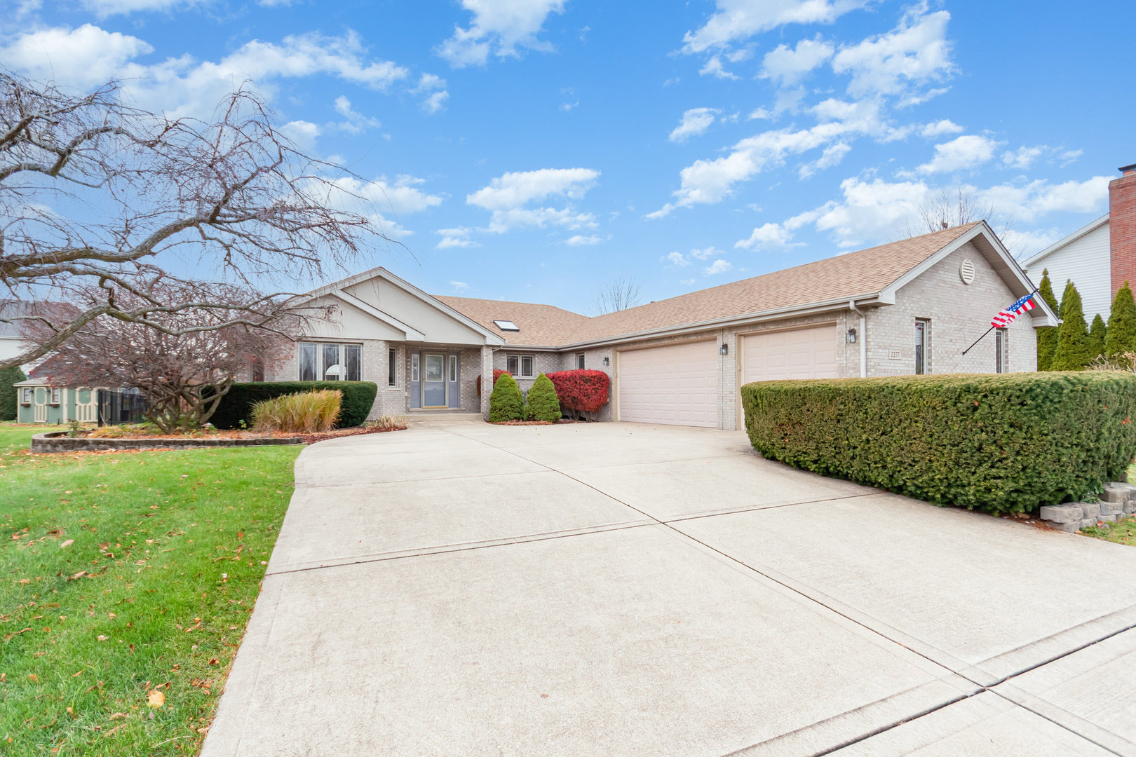 2377 Rock Canyon, New Lenox, IL 60451