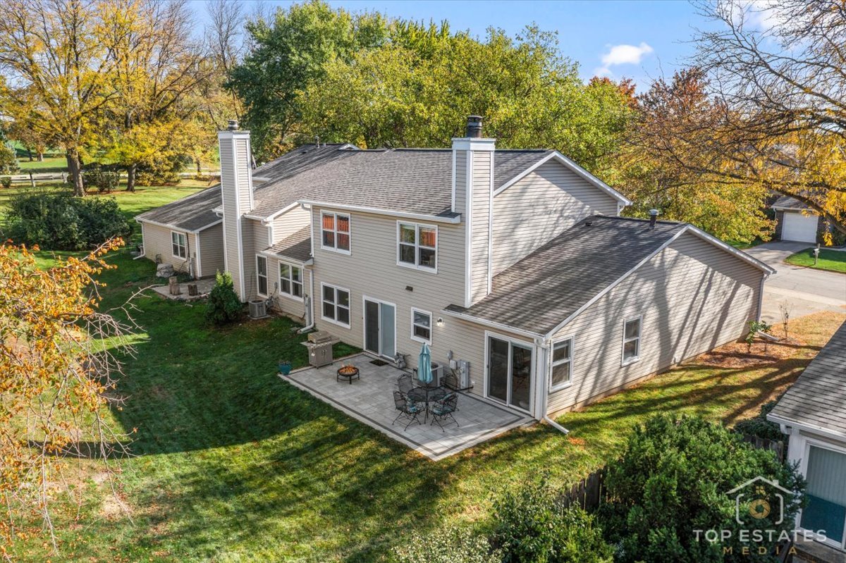 251 Signature Drive, Bloomingdale, IL 60108