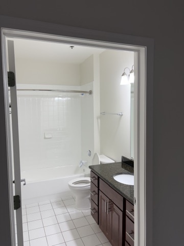 625 Deerfield Road #209, Deerfield, IL 60015