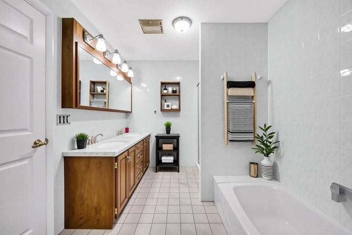 212 Timrick Drive, Munster, IN 46321