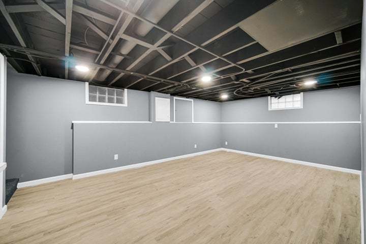 212 Timrick Drive, Munster, IN 46321