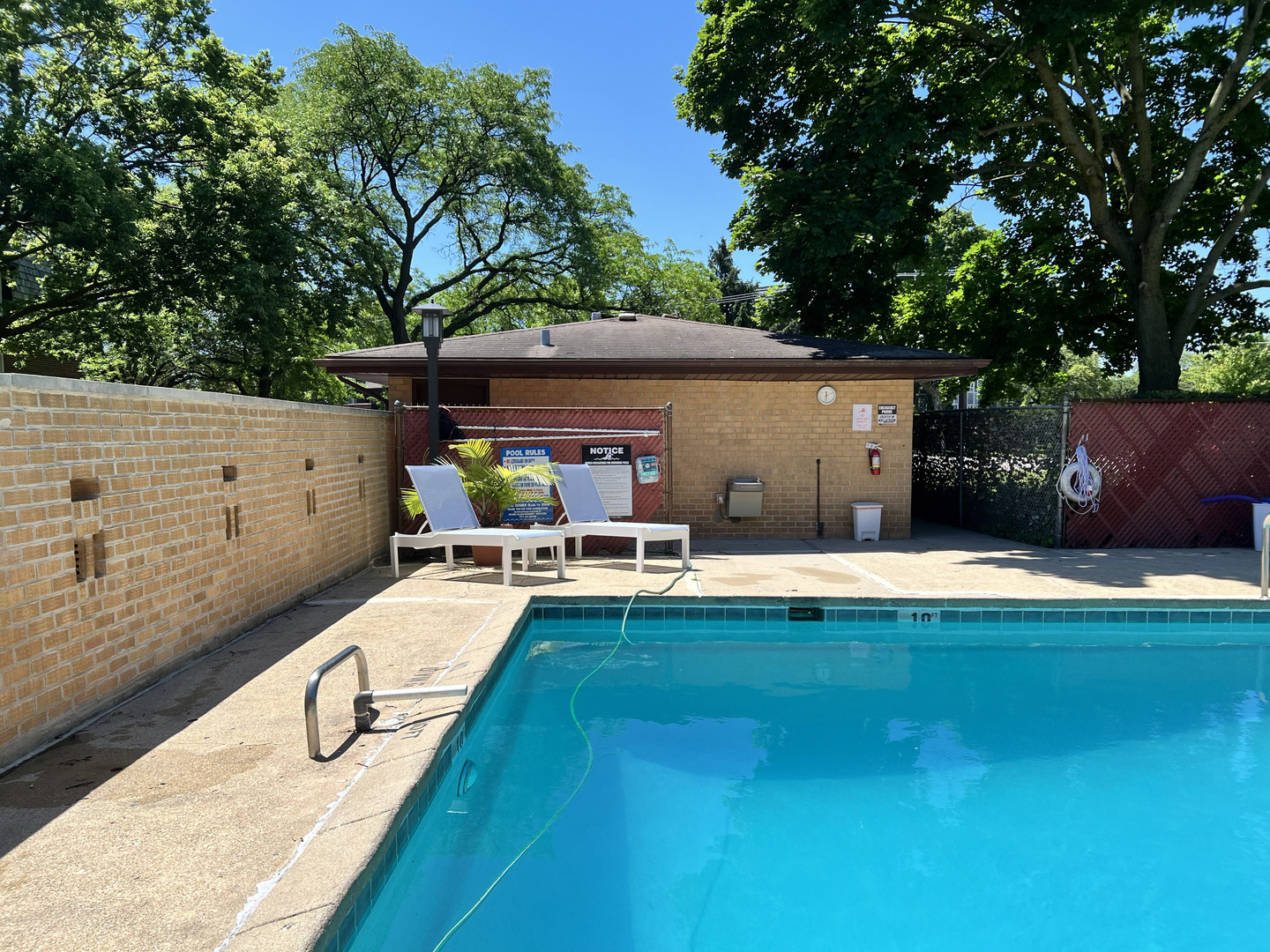 2420 W Talcott Road #109, Park Ridge, IL 60068