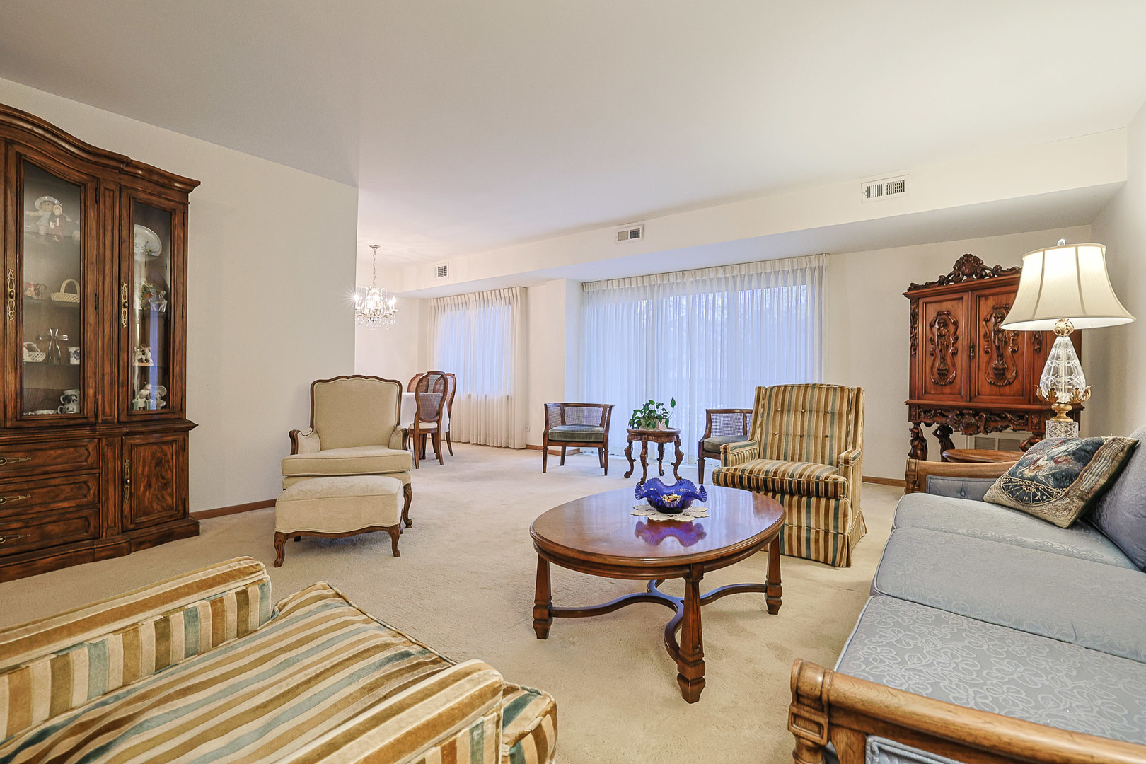 2420 W Talcott Road #109, Park Ridge, IL 60068