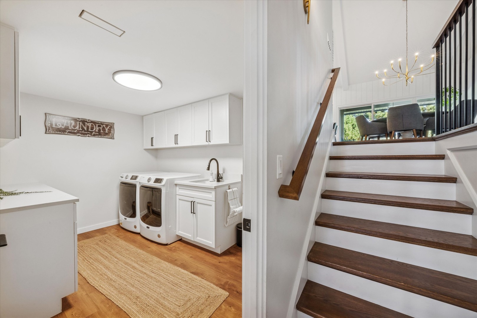 165 Briarwood North, Oak Brook, IL 60523