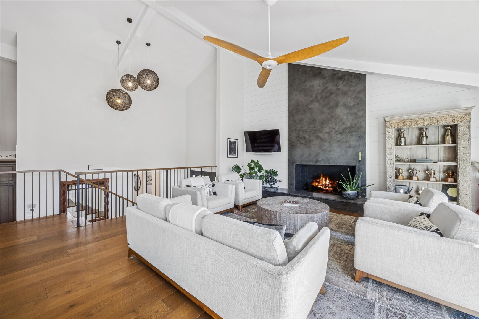 165 Briarwood North, Oak Brook, IL 60523