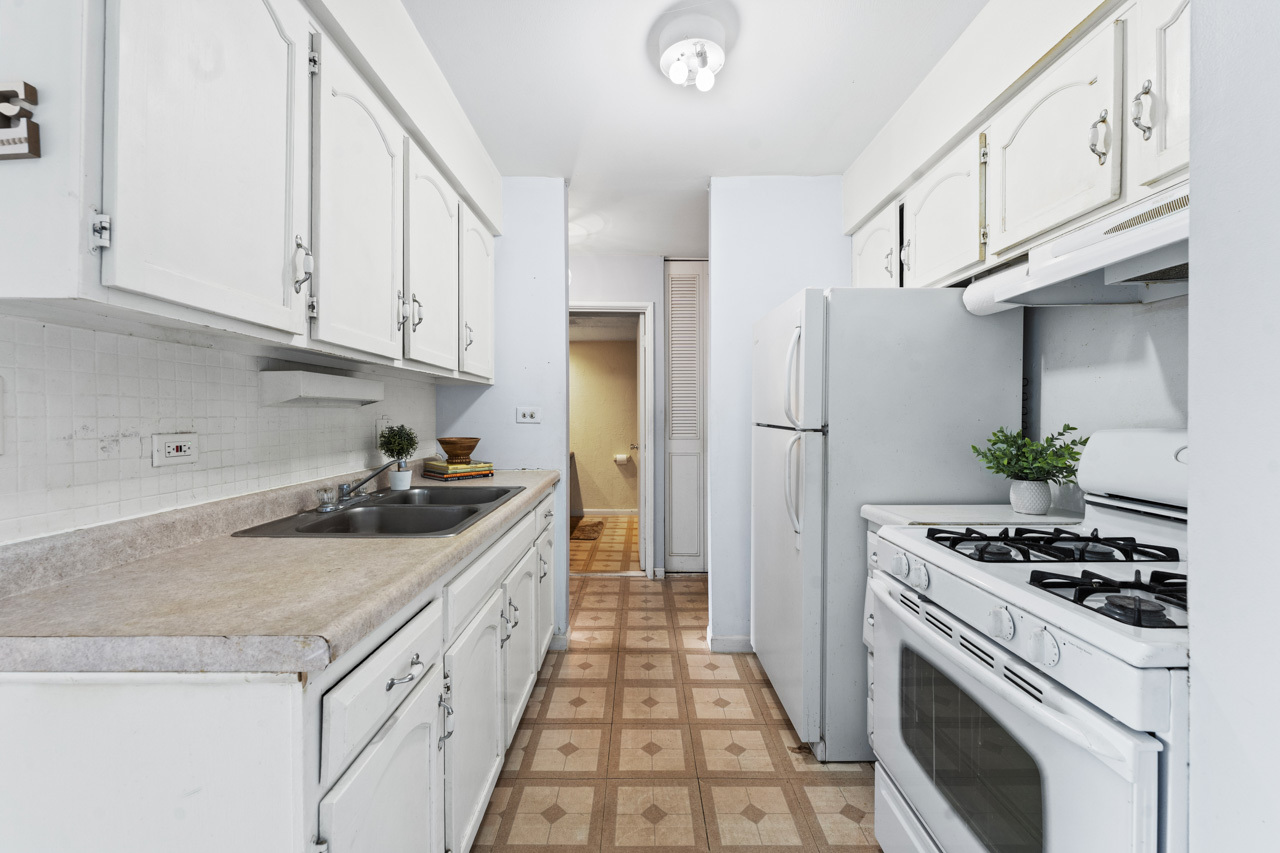 1475 Rebecca Drive #217, Hoffman Estates, IL 60169