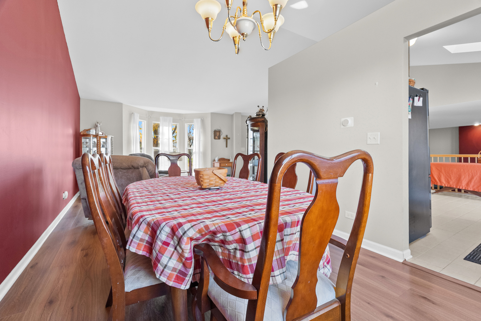 24328 Whispering Trails Drive, Plainfield, IL 60585