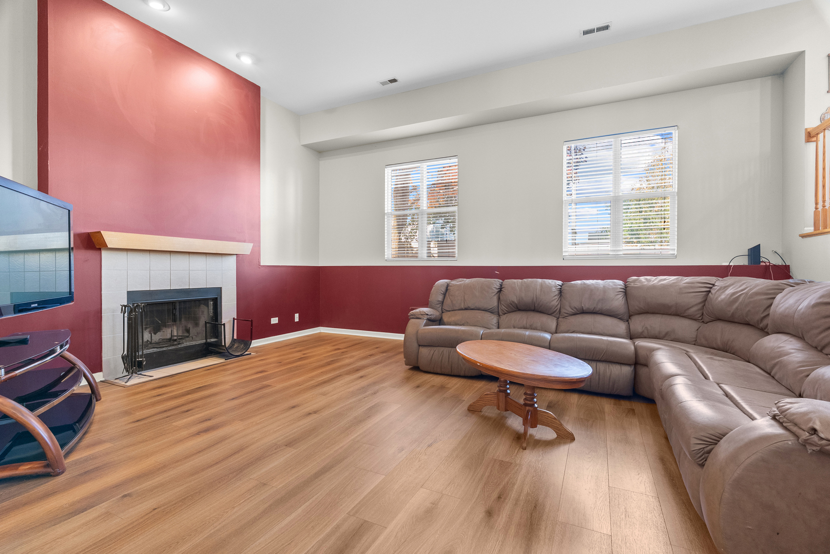 24328 Whispering Trails Drive, Plainfield, IL 60585