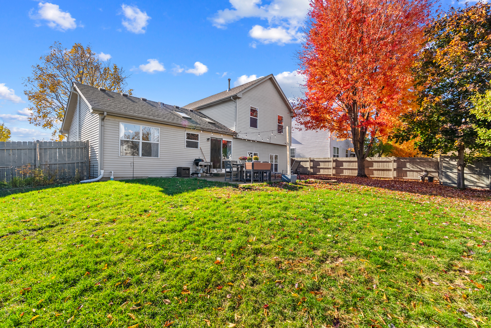 24328 Whispering Trails Drive, Plainfield, IL 60585