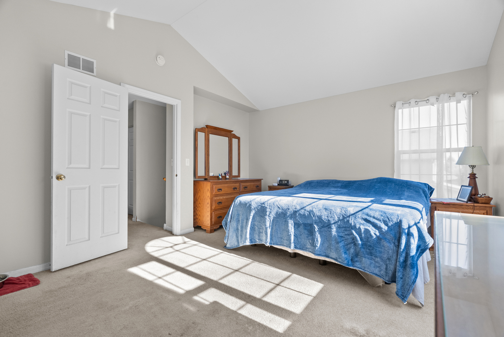 24328 Whispering Trails Drive, Plainfield, IL 60585