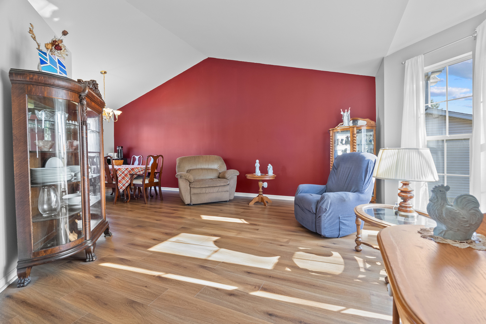 24328 Whispering Trails Drive, Plainfield, IL 60585