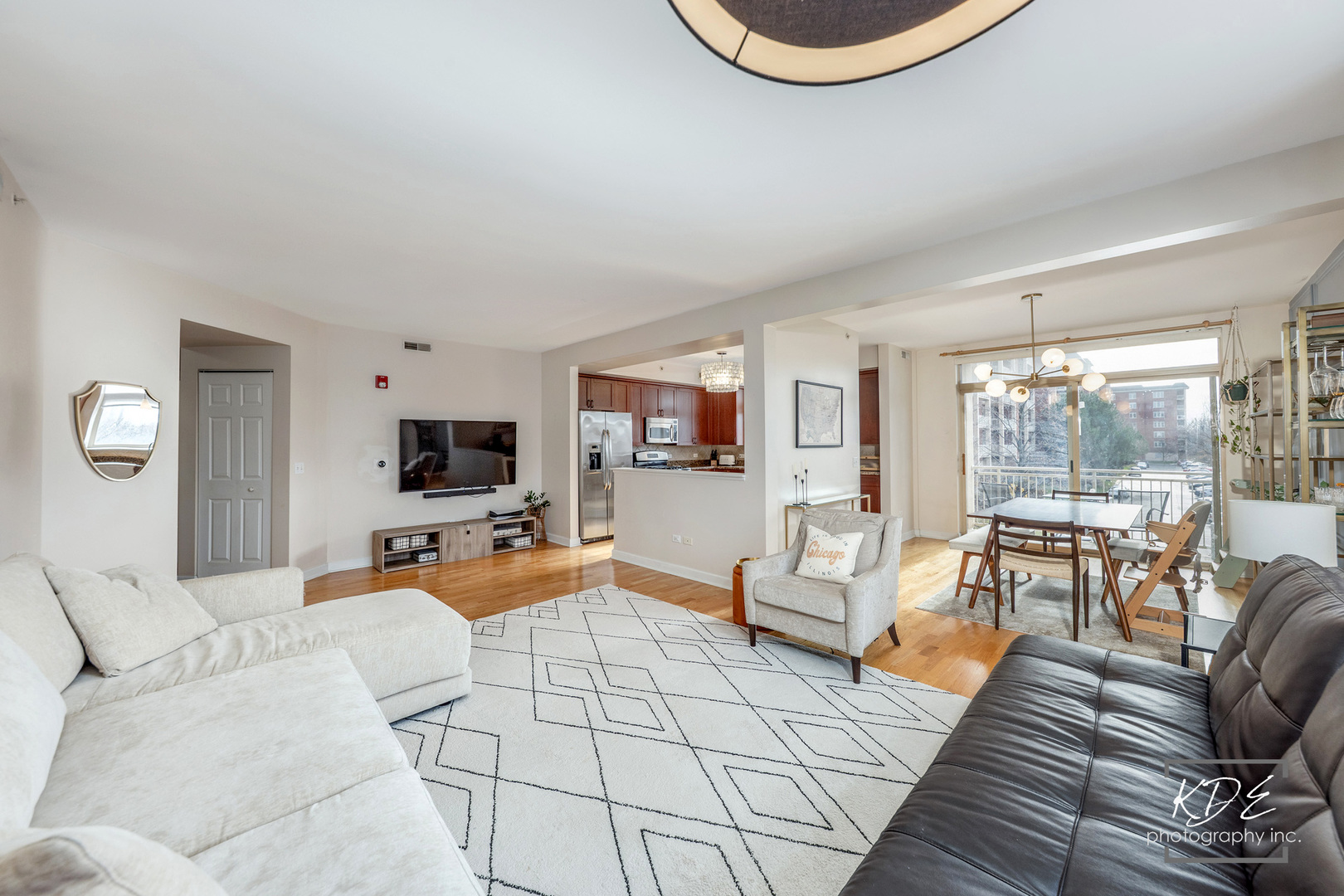 8440 Callie Avenue #C105, Morton Grove, IL 60053