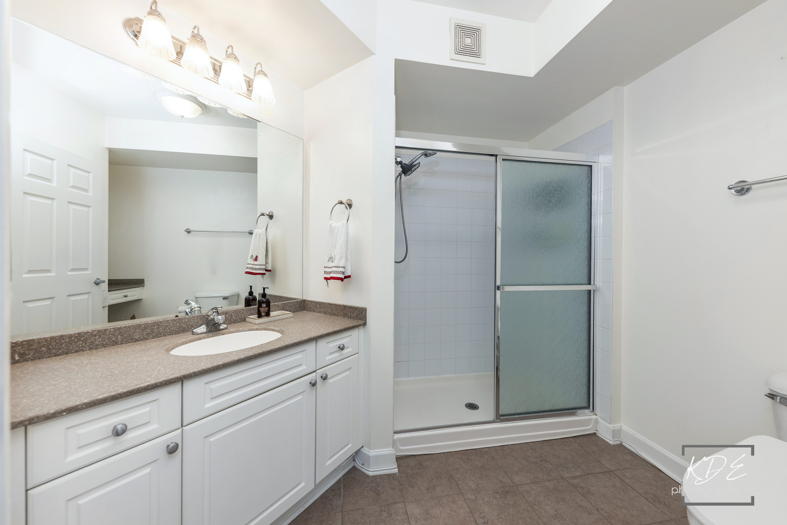 8440 Callie Avenue #C105, Morton Grove, IL 60053