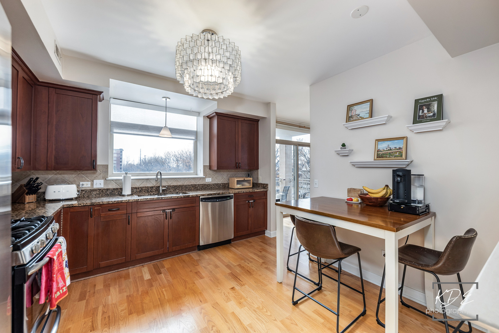 8440 Callie Avenue #C105, Morton Grove, IL 60053