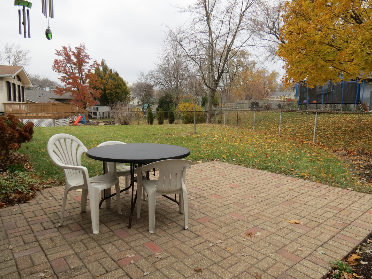 6829 Roberts Drive, Woodridge, IL 60517