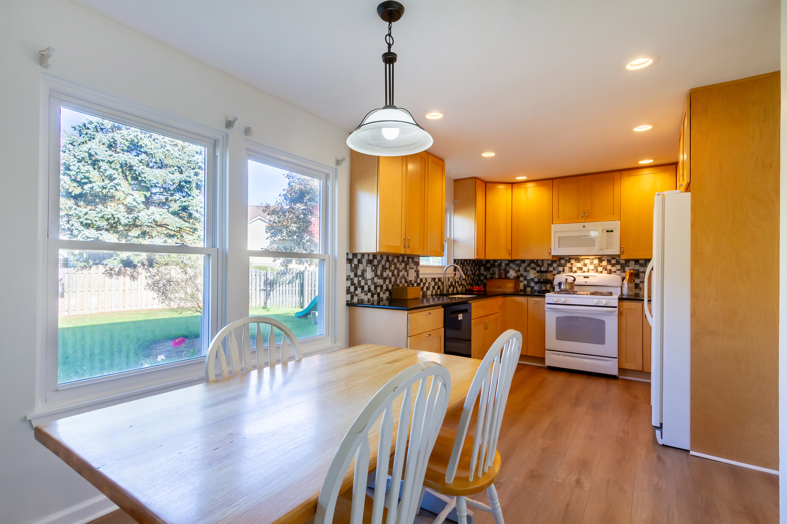 1734 Somerfield Lane, Crystal Lake, IL 60014