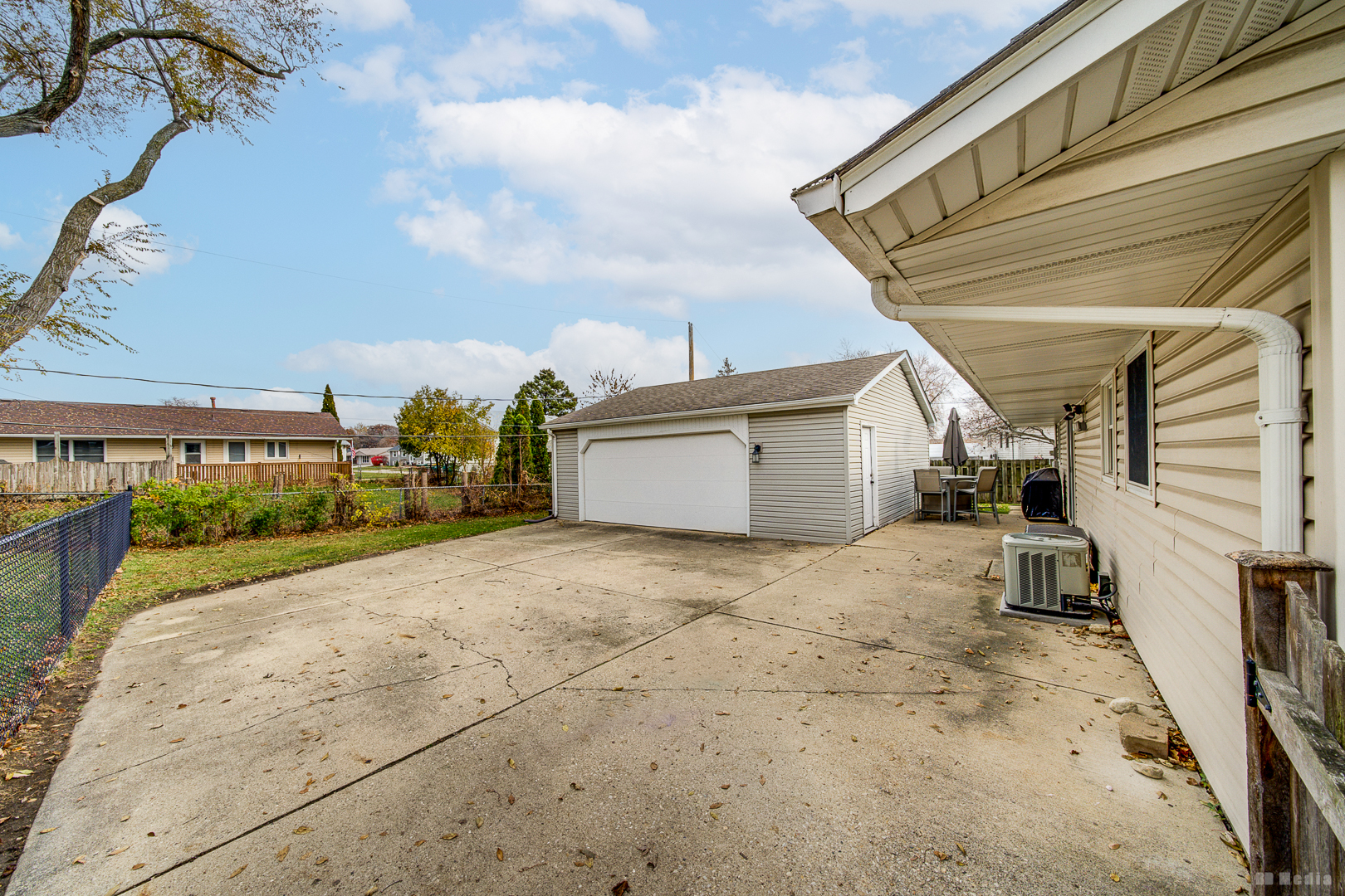 709 Cascade Avenue, Romeoville, IL 60441