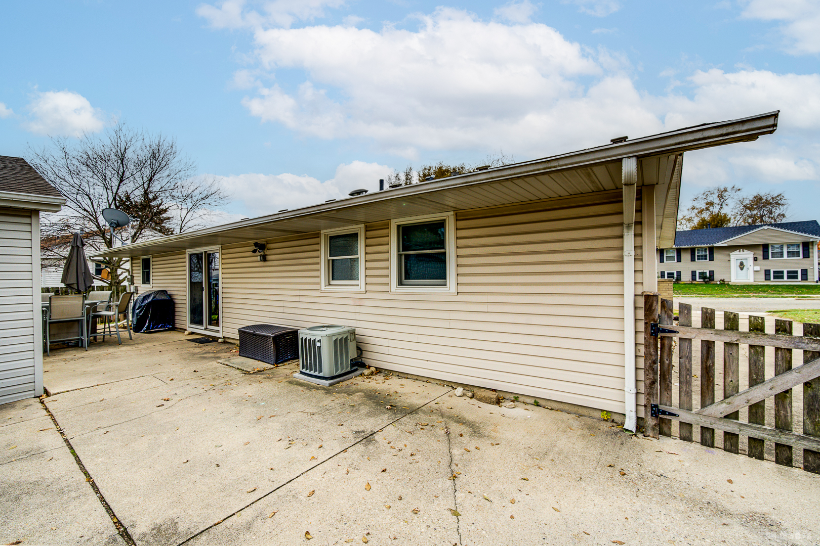 709 Cascade Avenue, Romeoville, IL 60441