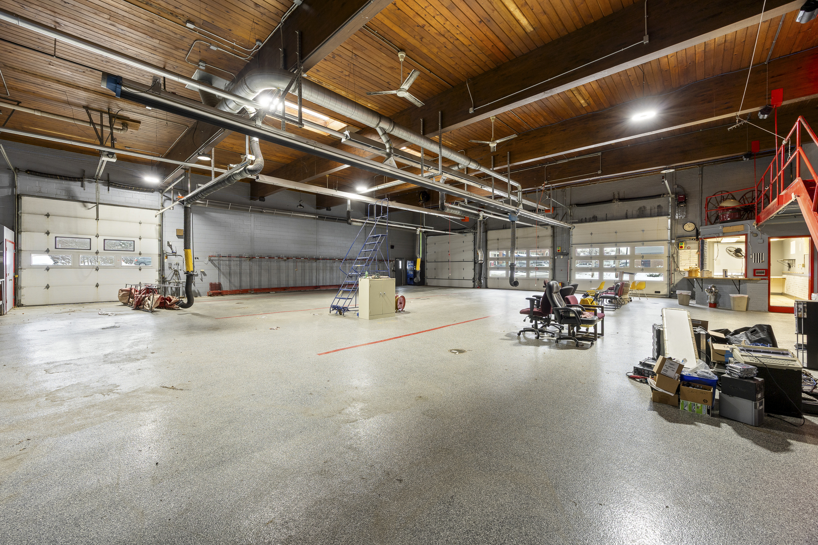 27W530 High Lake Avenue, Winfield, IL 60190