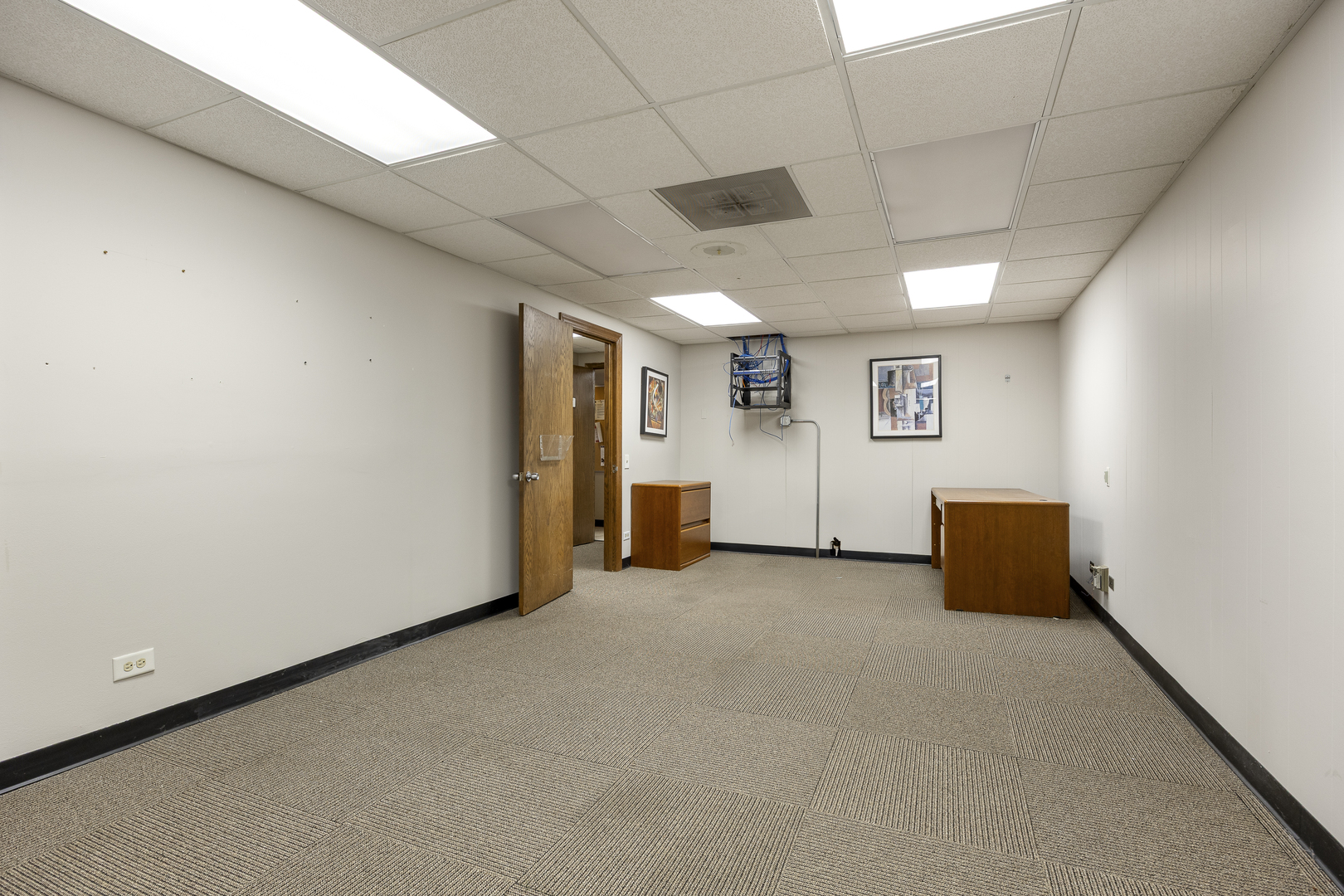 27W530 High Lake Avenue, Winfield, IL 60190