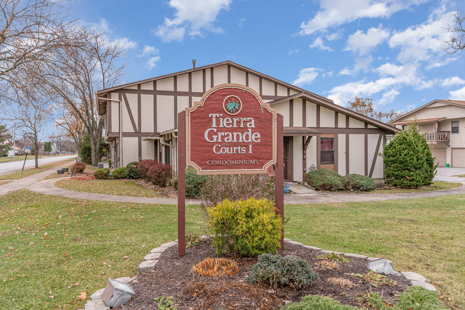 4143 192nd Court #225, Country Club Hills, IL 60478