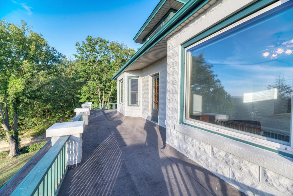 8611 Archer Avenue, Willow Springs, IL 60480