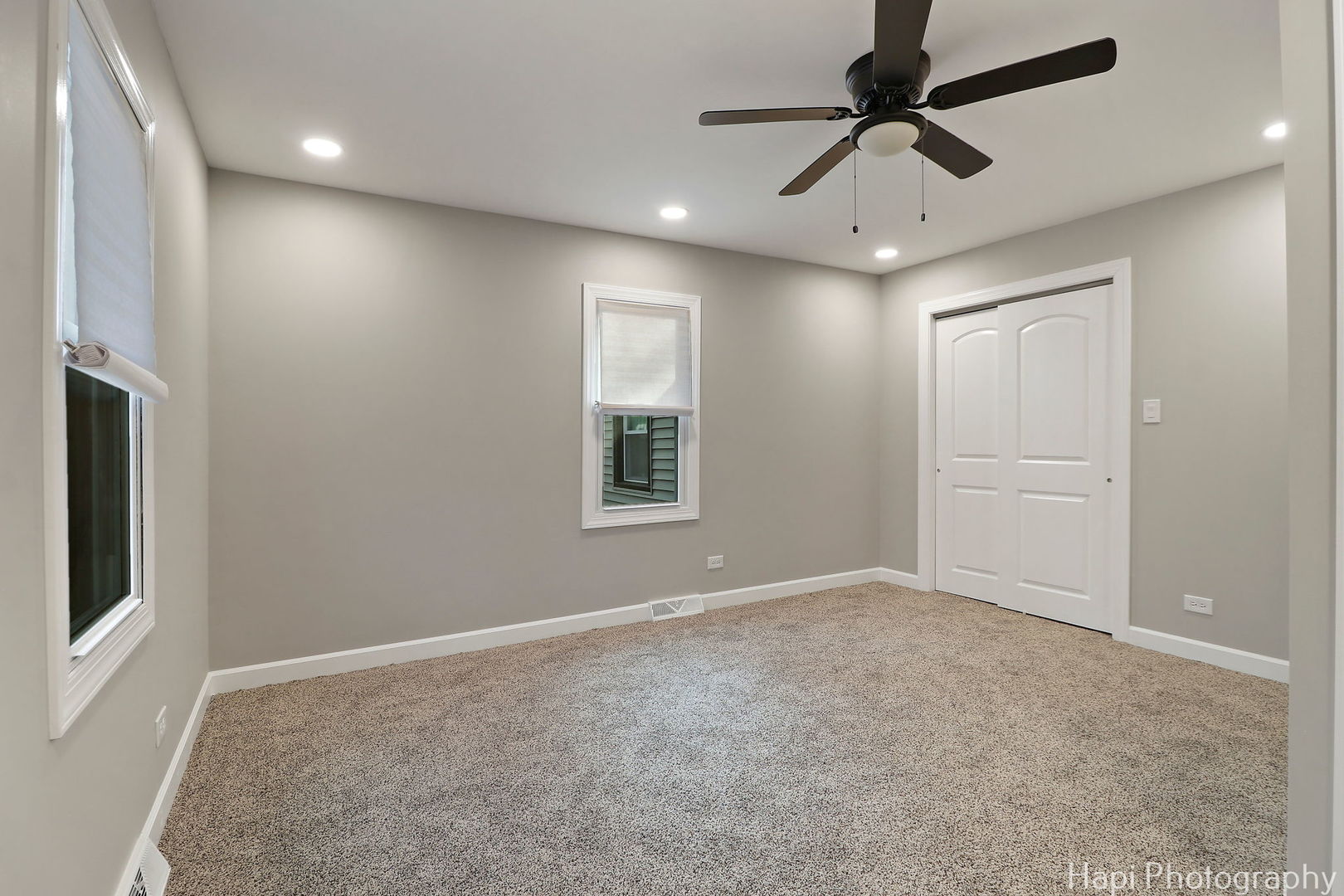 2610 S Thomas Court, McHenry, IL 60051