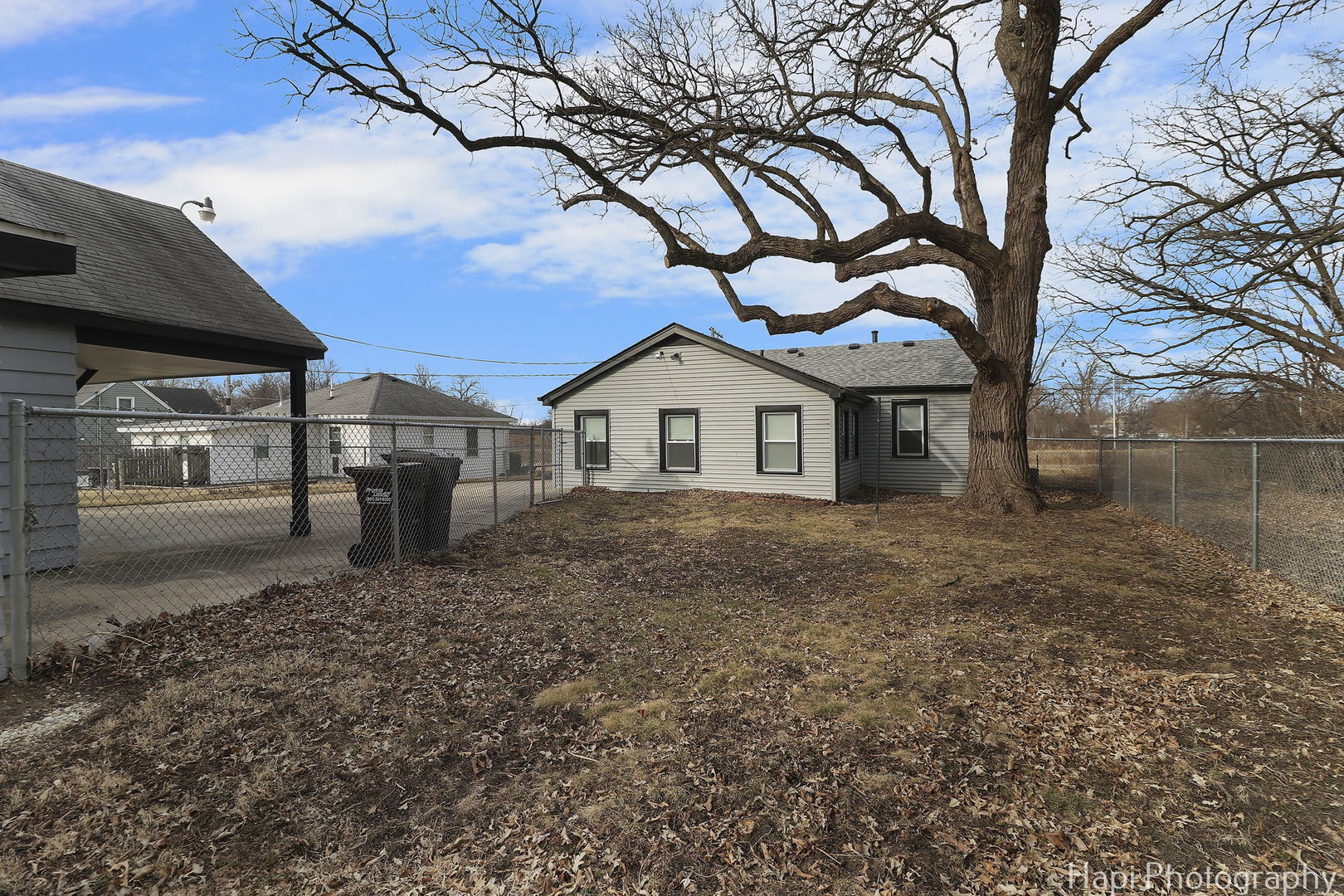 2610 S Thomas Court, McHenry, IL 60051