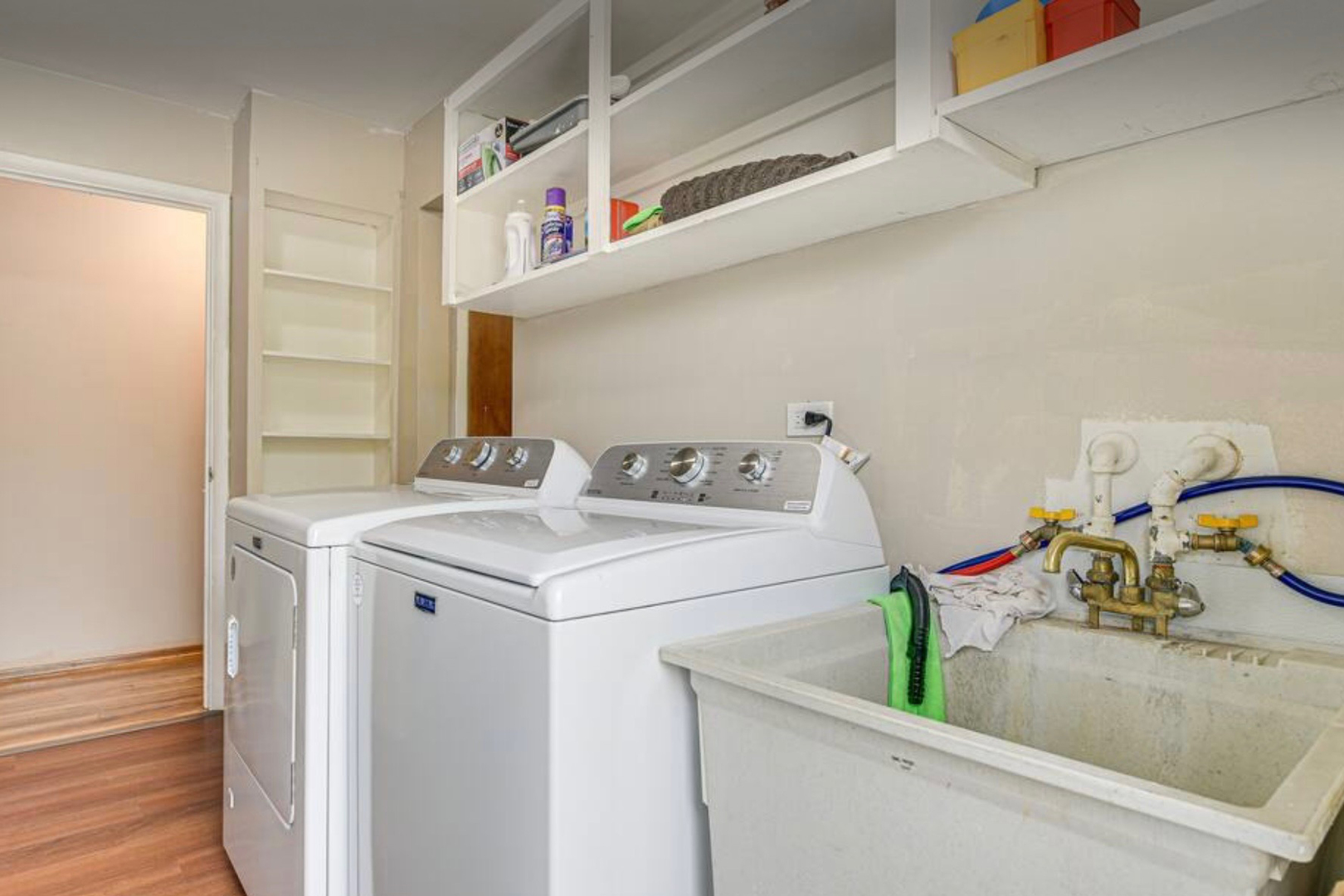 Hoffman Estates, IL 60169