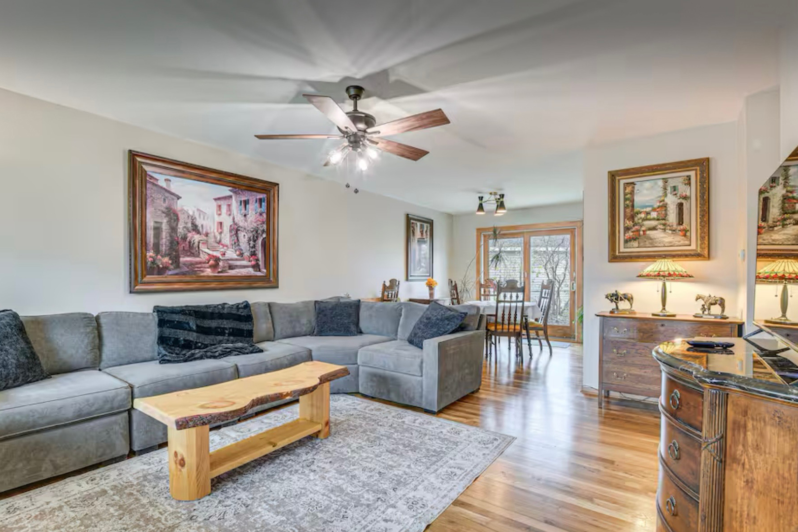 Hoffman Estates, IL 60169