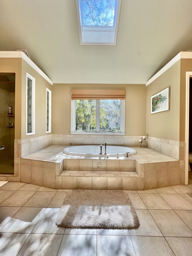 4111 Steeple Run, Crystal Lake, IL 60014