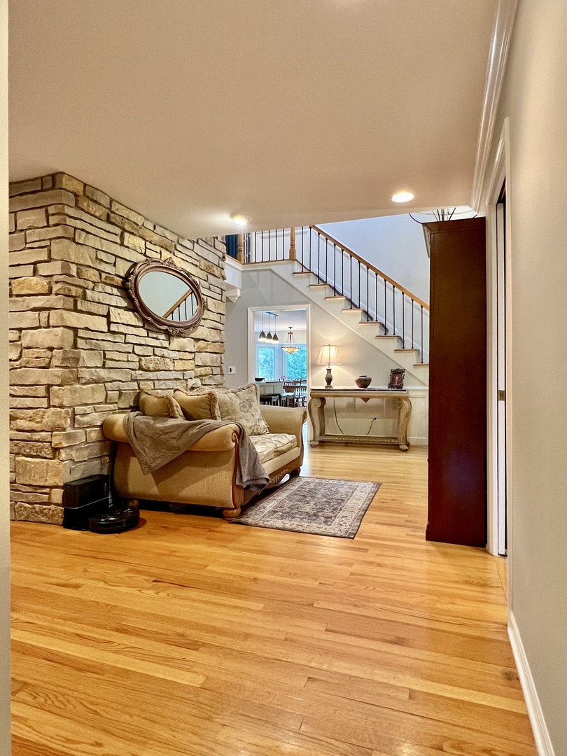 4111 Steeple Run, Crystal Lake, IL 60014