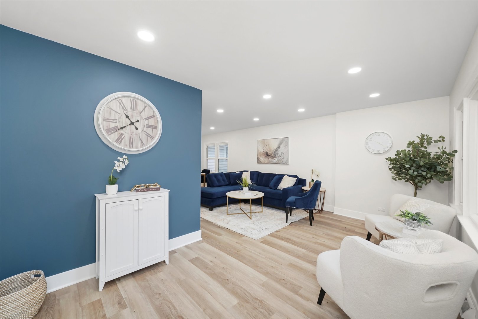 4617 N Lowell Avenue, Chicago, IL 60630