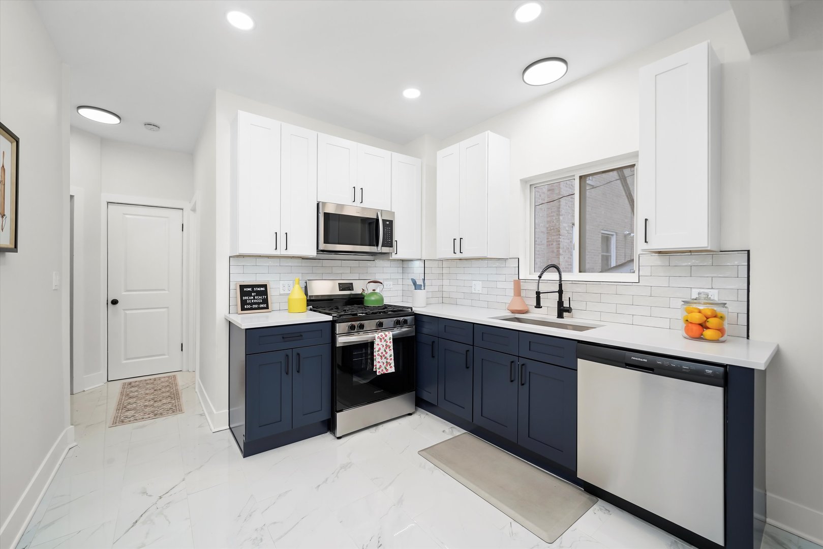 4617 N Lowell Avenue, Chicago, IL 60630