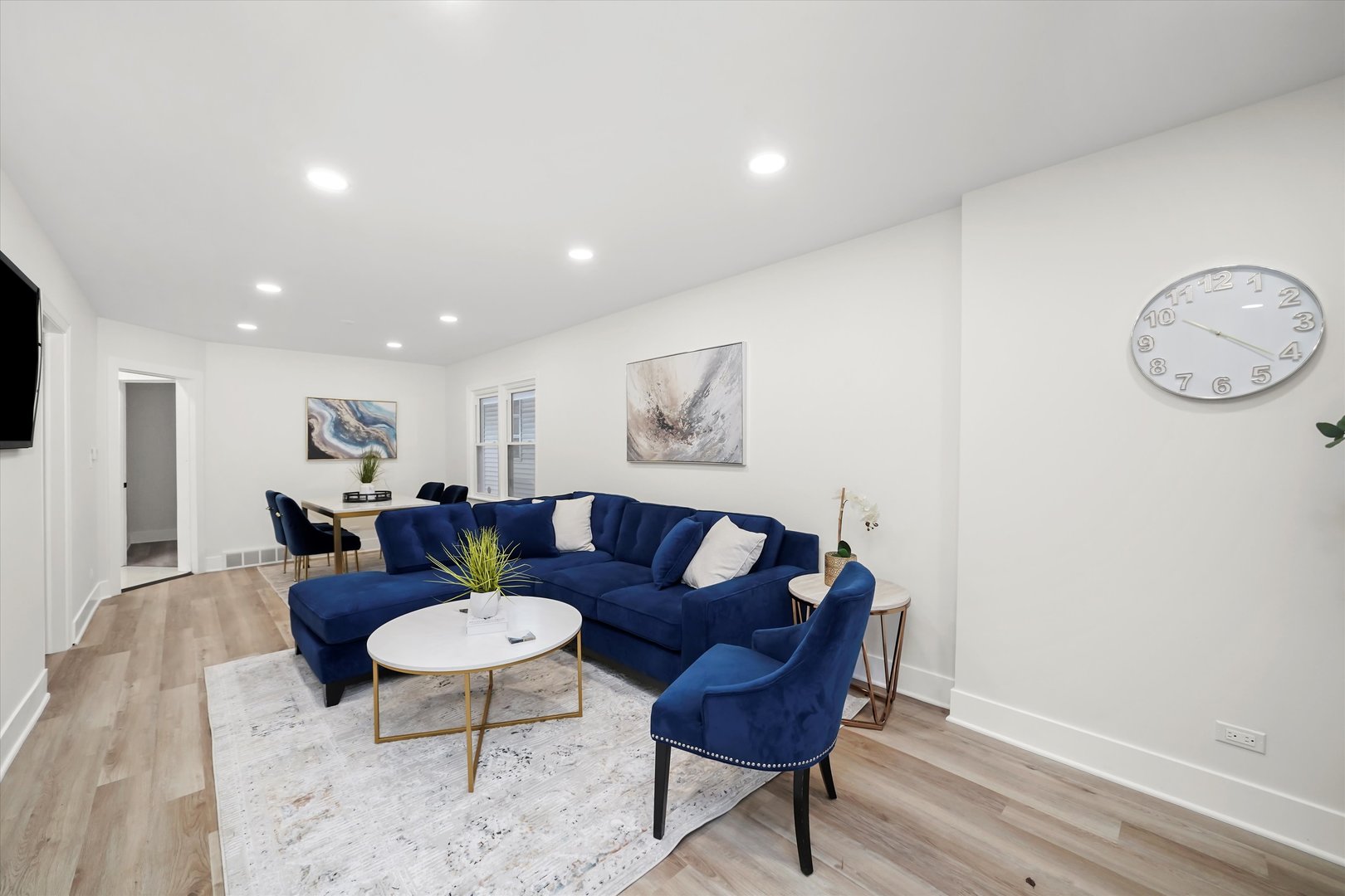 4617 N Lowell Avenue, Chicago, IL 60630